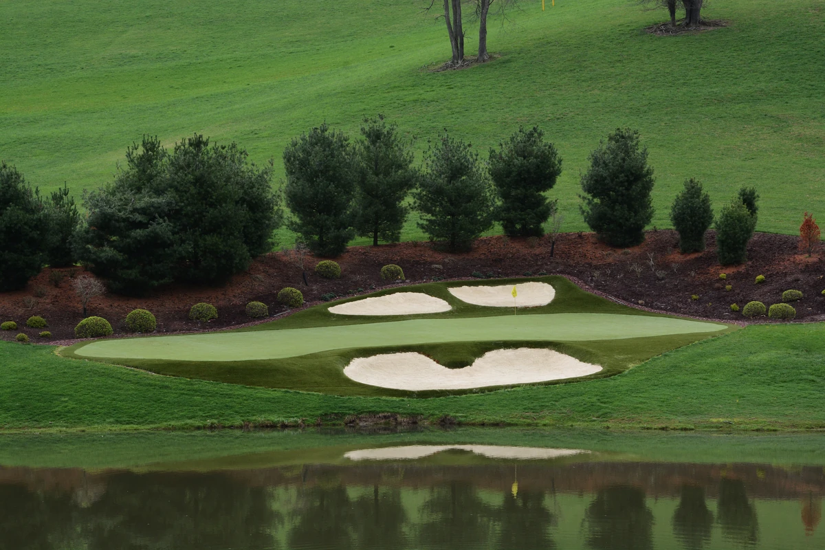 Bring the tournament excitement home with our artificial golf greens perfect for any Oakley property.