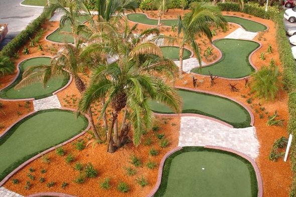 Oakley Artificial Putting Green