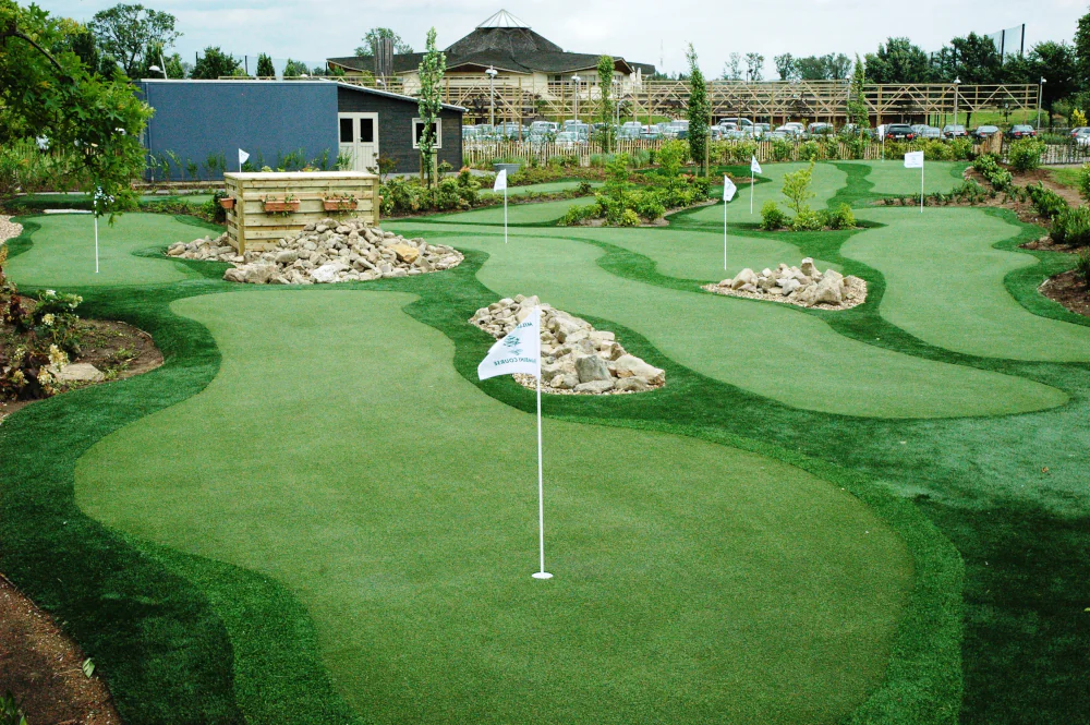 Top Mini Golf Courses in Oakley